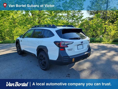 Used 2022 Subaru Outback Wilderness AWD/4WD image 3