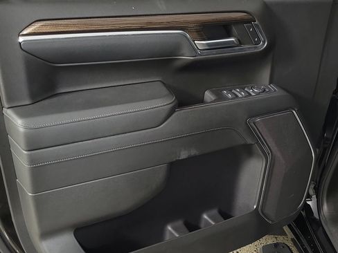 Used 2024 Chevrolet Silverado 1500 LT RWD image 21