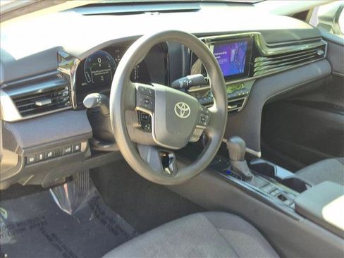Certified 2025 Toyota Camry LE FWD image 9
