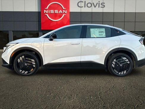 New 2026 Nissan Leaf image 6