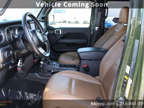 Used 2023 Jeep Wrangler Unlimited Rubicon 4xe w/ Steel Bumper Group image 32