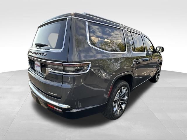 Used 2023 Jeep Grand Wagoneer Series III AWD/4WD image 7