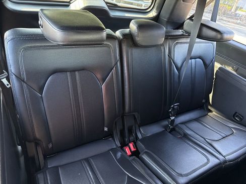 Certified 2020 Ford Expedition Max Limited w/ Equipment Group 301A image 31