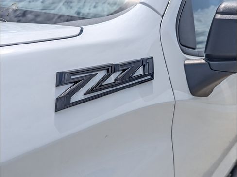 New 2026 Chevrolet Silverado 1500 Custom Trail Boss w/ Turbomax Blackout Package AWD/4WD image 12