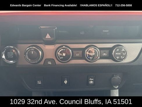 Used 2016 Toyota Tacoma SR image 21