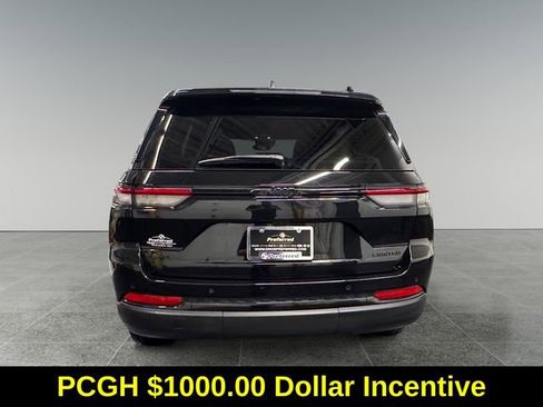 Used 2024 Jeep Grand Cherokee Limited w/ Black Appearance Package image 23