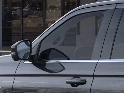 New 2025 Ford Expedition Active image 20