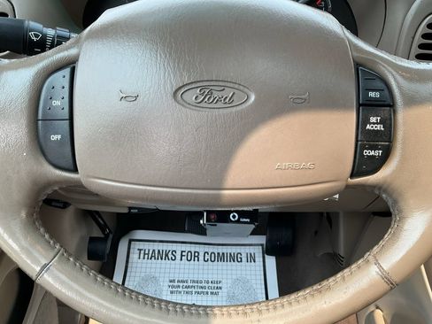 Used 2000 Ford Expedition Eddie Bauer AWD/4WD image 18