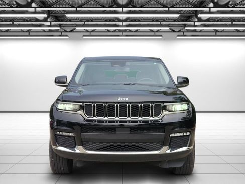 Used 2021 Jeep Grand Cherokee L Limited AWD/4WD image 4