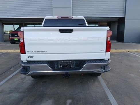 Used 2021 Chevrolet Silverado 1500 LT image 10