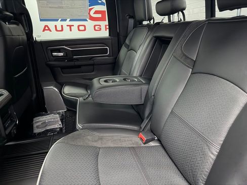 New 2026 RAM 3500 Laramie AWD/4WD image 32
