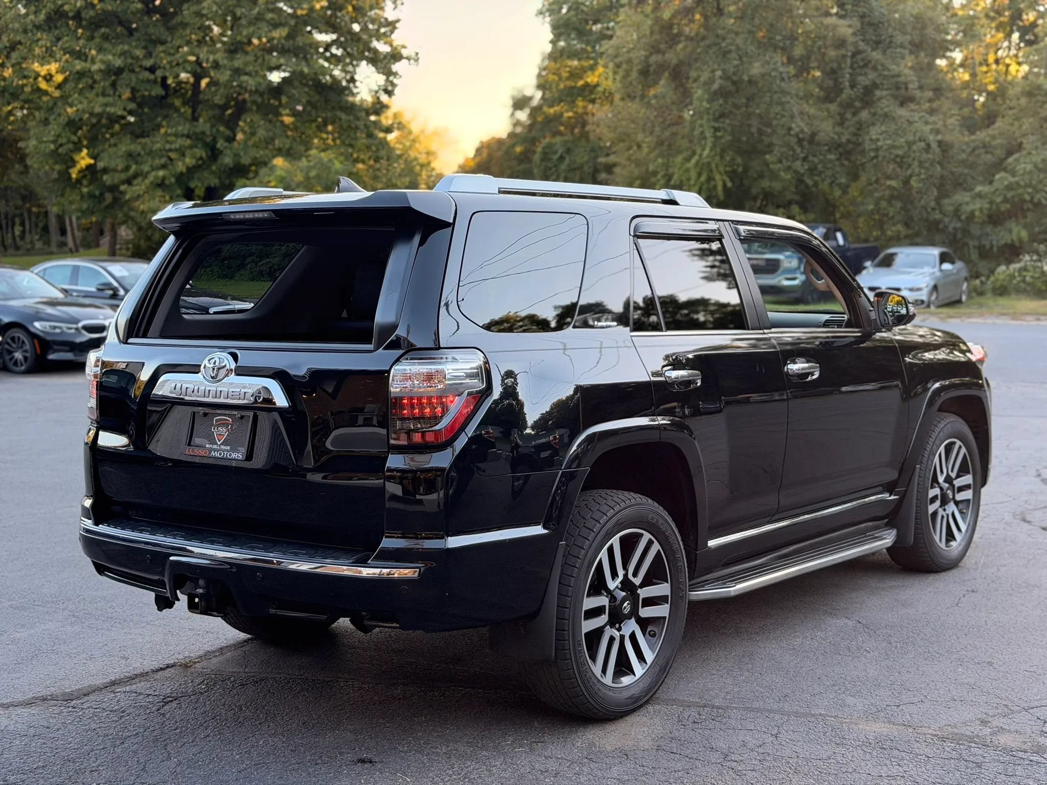 Used 2019 Toyota 4Runner Limited AWD/4WD image 40
