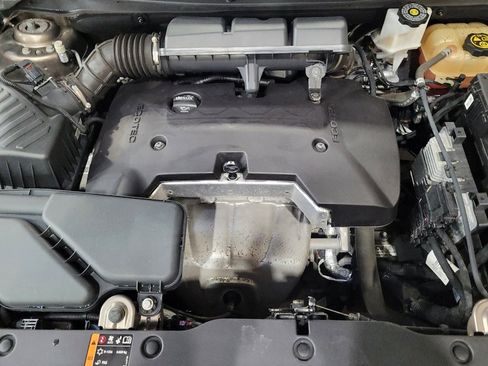 Used 2019 Buick Envision Essence image 30