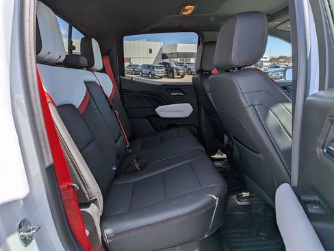New 2026 GMC Canyon AT4X w/ LPO, Black Badging Package AWD/4WD image 20