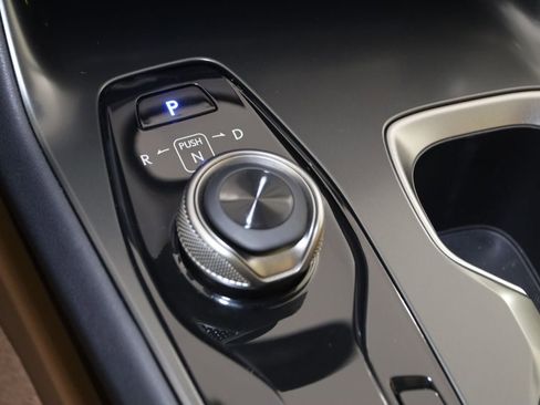 Used 2024 Lexus RZ 450e Premium w/ Technology Package AWD/4WD image 7