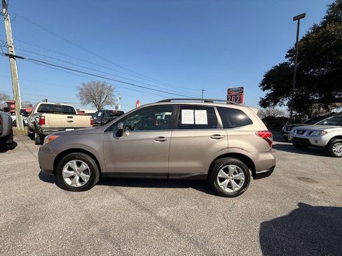 Used 2016 Subaru Forester 2.5i Limited image 1