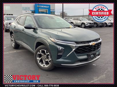 Used 2025 Chevrolet Trax LT