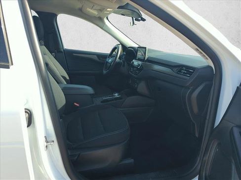 Used 2025 Ford Escape Active FWD image 17