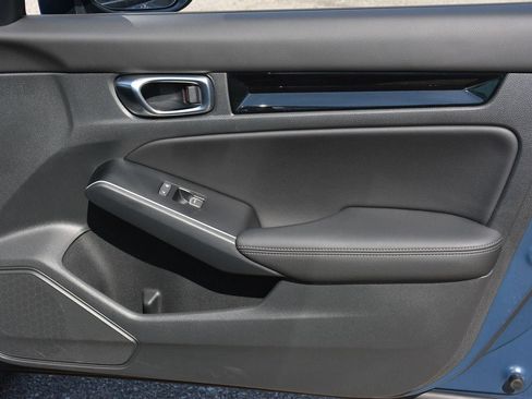 Used 2025 Honda Civic Sport Touring image 22