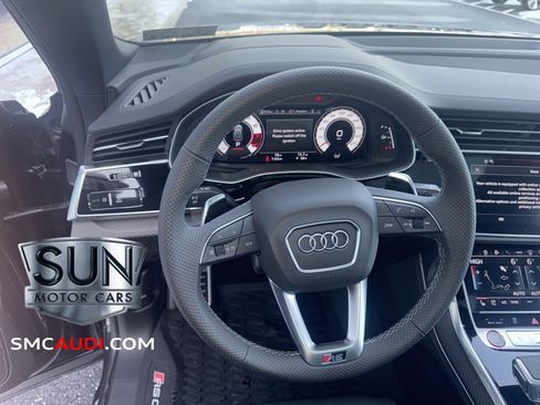 New 2025 Audi RS Q8 performance image 30