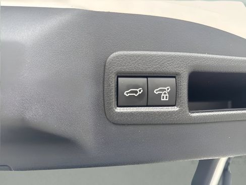 Used 2023 Subaru Solterra AWD image 28