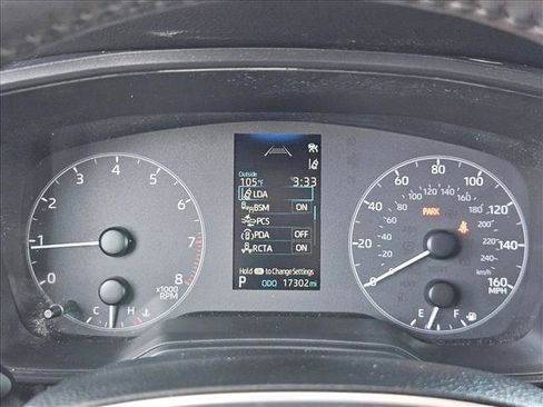 Used 2023 Toyota Corolla Cross LE AWD/4WD image 14