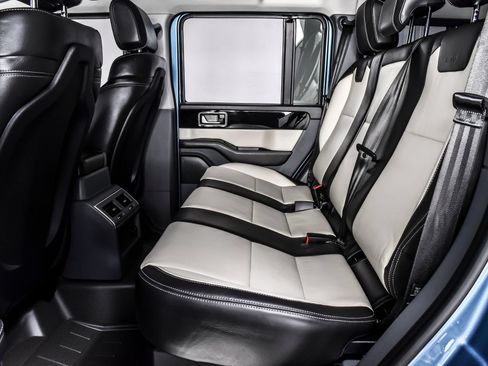 Used 2025 INEOS Grenadier AWD/4WD image 18