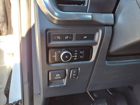 Used 2023 Ford F150 Lariat w/ Equipment Group 502A High image 27