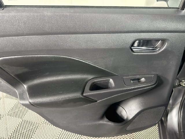 Used 2020 Nissan Versa SV FWD image 23