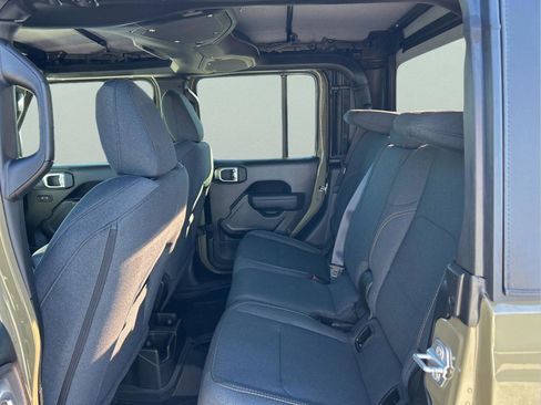 New 2026 Jeep Gladiator Sport image 26