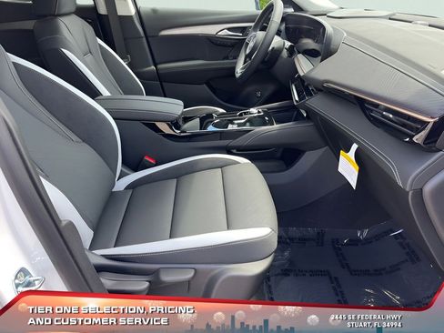 New 2025 Buick Envision Sport Touring image 18
