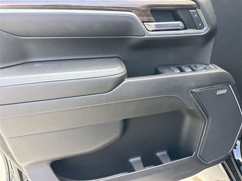 Used 2022 Chevrolet Silverado 1500 LT Trail Boss w/ Convenience Package II image 20