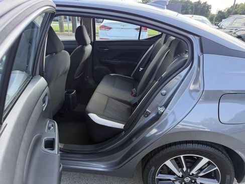 Used 2021 Nissan Versa SV FWD image 10