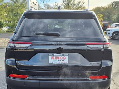 New 2025 Jeep Grand Cherokee Limited w/ Black Appearance Package AWD/4WD image 28