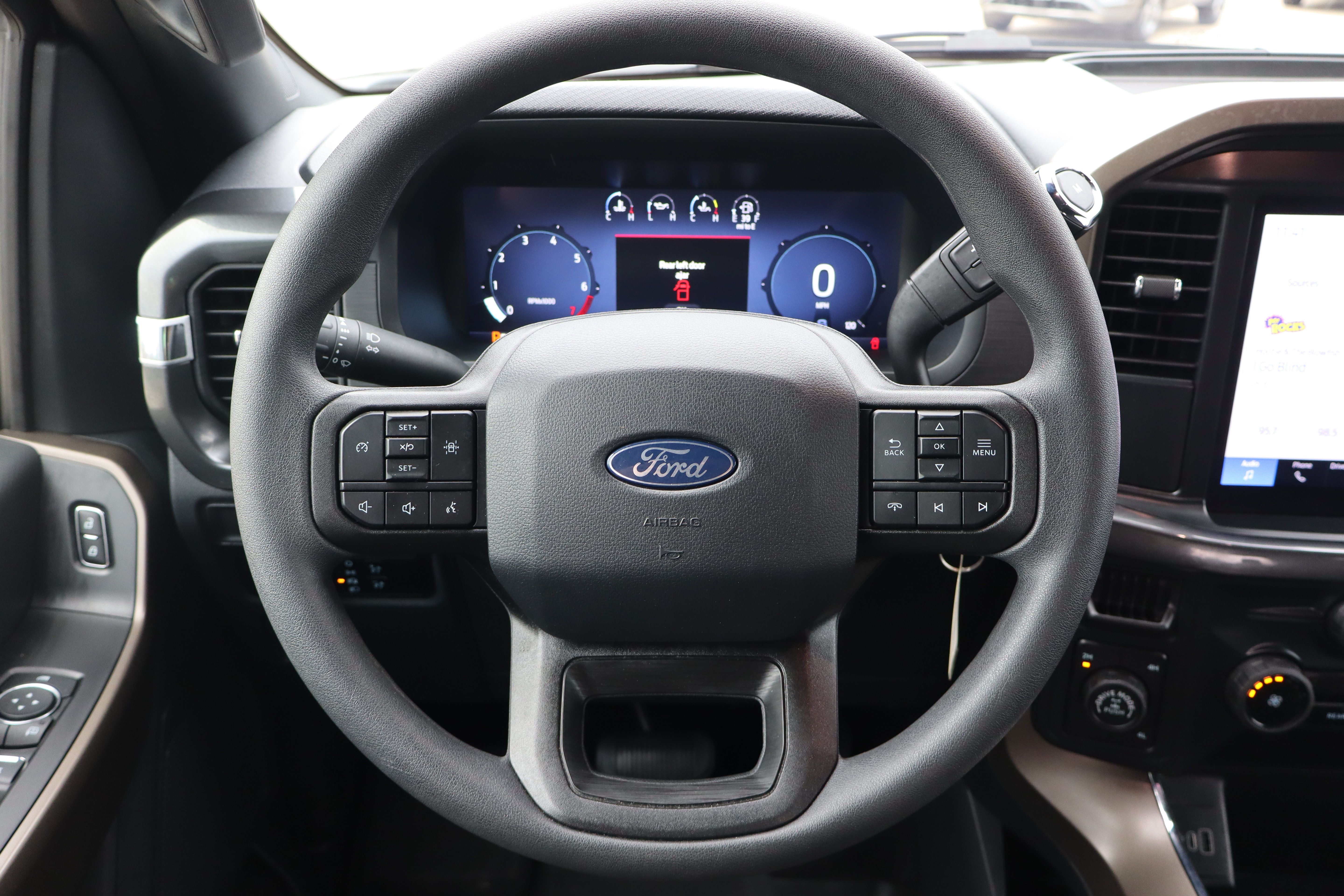 Used 2025 Ford F150 STX w/ Equipment Group 201A FX4 AWD/4WD image 14