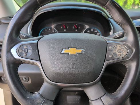 Used 2018 Chevrolet Traverse LT FWD image 24