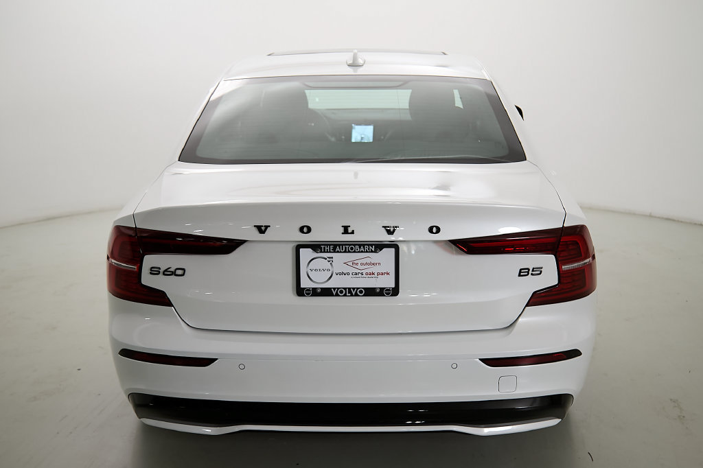 Certified 2025 Volvo S60 B5 Ultra AWD/4WD image 8