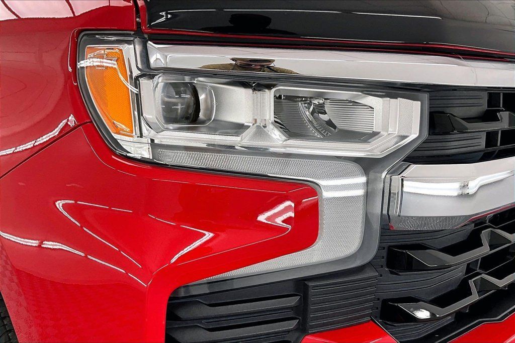 Used 2023 Chevrolet Silverado 1500 LT AWD/4WD image 30