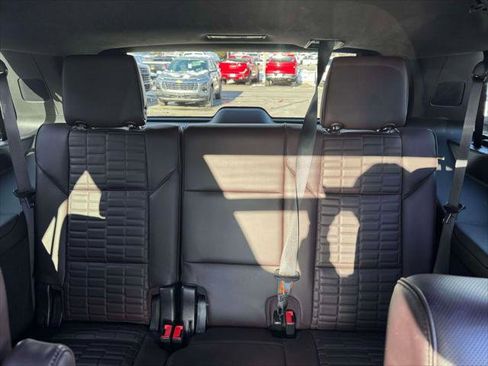 Used 2023 Cadillac Escalade Sport Platinum image 12