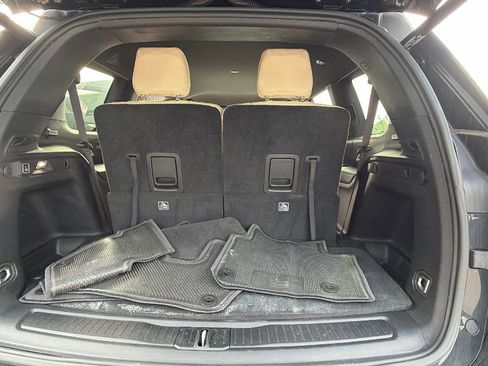 Used 2025 Jeep Grand Cherokee L Limited AWD/4WD image 13