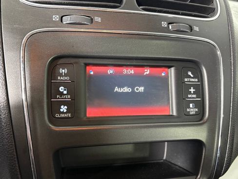 Used 2020 Dodge Journey SE w/ SE Popular Equipment Group FWD image 25