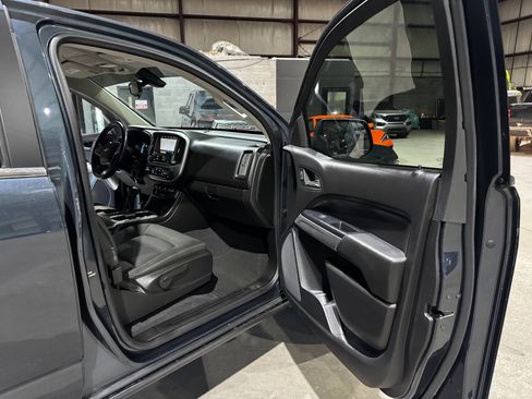 Used 2019 Chevrolet Colorado LT image 25