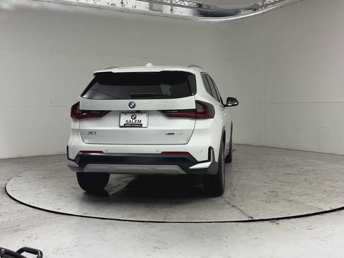 Used 2024 BMW X1 xDrive28i w/ Convenience Package AWD/4WD image 7