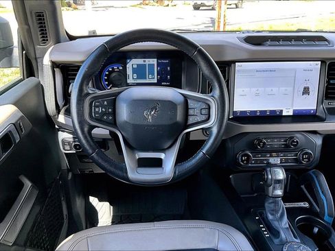 Used 2023 Ford Bronco Wildtrak AWD/4WD image 5