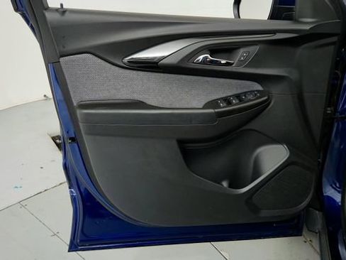 Used 2023 Chevrolet TrailBlazer LT w/ Confidence II Package image 11