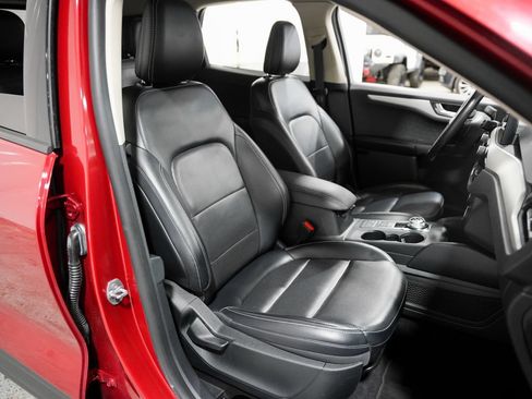 Used 2020 Ford Escape SEL AWD/4WD image 25