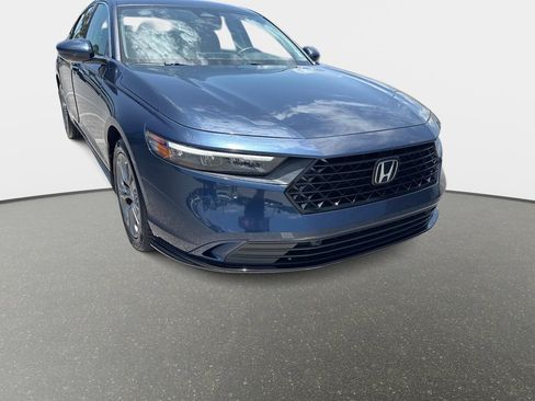 Used 2023 Honda Accord EX-L image 7