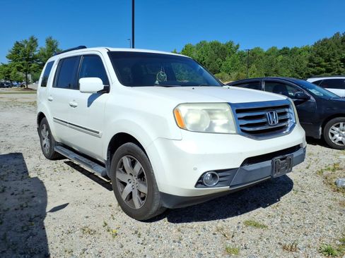 Used 2015 Honda Pilot Touring image 1
