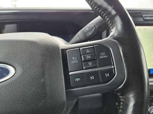 Used 2023 Ford F350 Lariat w/ Chrome Package image 18