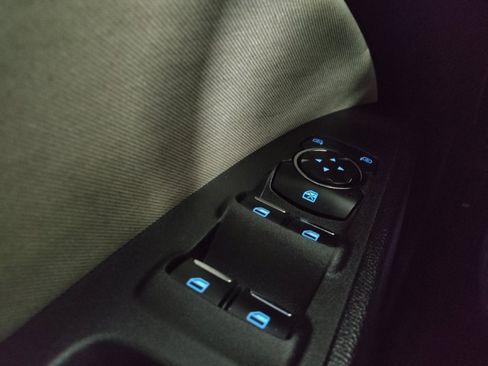 Used 2019 Ford Fusion S FWD image 27